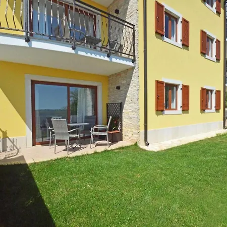 Elia 2 Apartment *